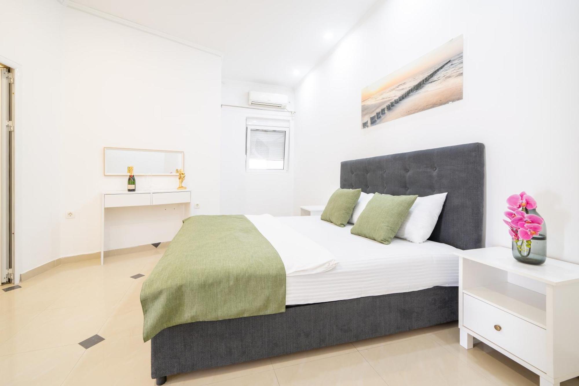 Hotel Millennium By Aycon Budva Room photo